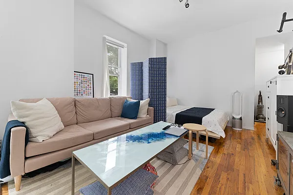 Rented by Douglas Elliman | media 5