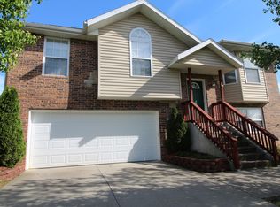 986 S Hedge Dr, Nixa, MO 65714