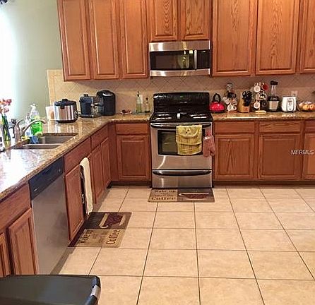 5th image of 3210 Pineapple Isle Dr