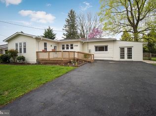 1735 Sams Creek Rd, Westminster, MD 21157