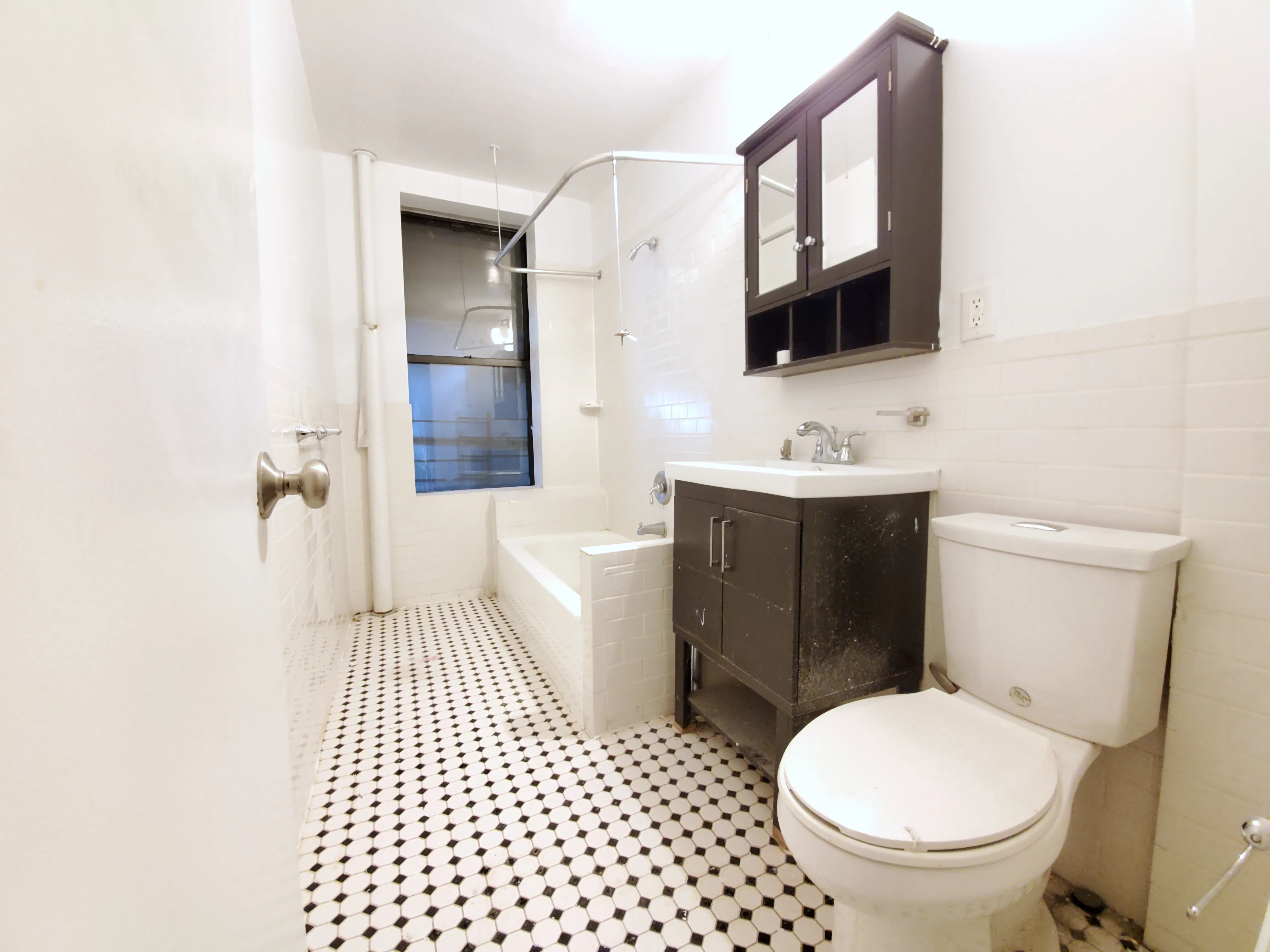 884 Riverside Drive UNIT-1BB in Washington Heights, Manhattan | StreetEasy