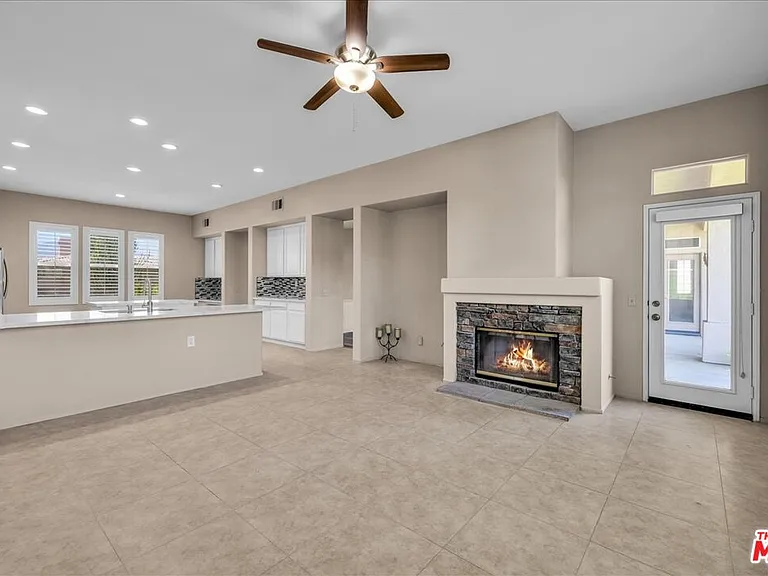 40808 Eastwood Ln — Photo 15