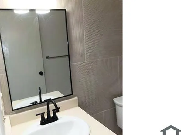 840 N Sloan Ln APT 202, Sunrise Manor, NV 89110