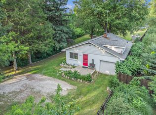 16855 Waterloo Rd, Chelsea, MI 48118