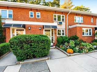 673 Pelham Road #E2, New Rochelle, NY 10805