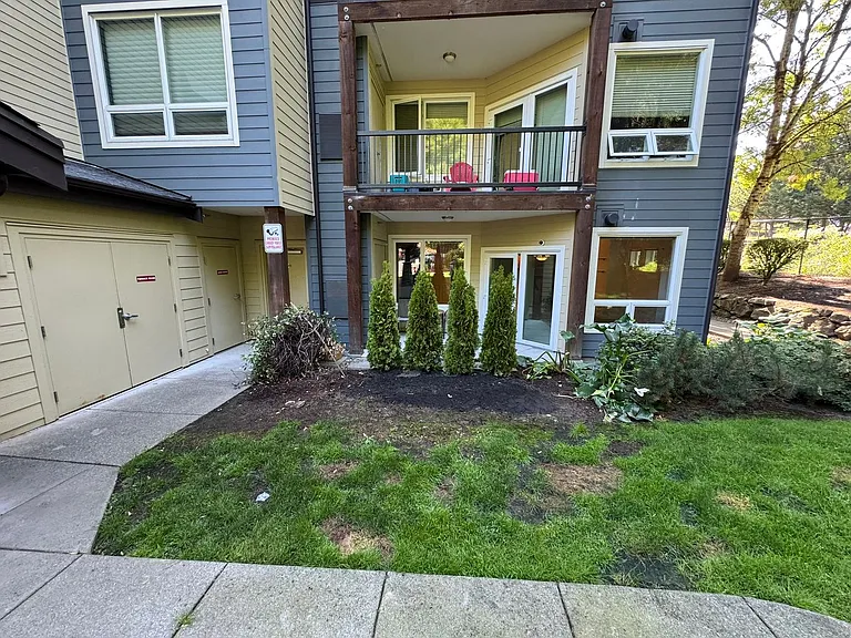 18707 SE Newport Way #111 — Photo 31