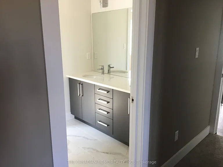 1753 Brayford Ave — Photo 24