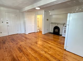 313 Essex St UNIT 202, Salem, MA 01970