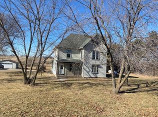 1770 NE 70th St, Pleasant Hill, IA 50327