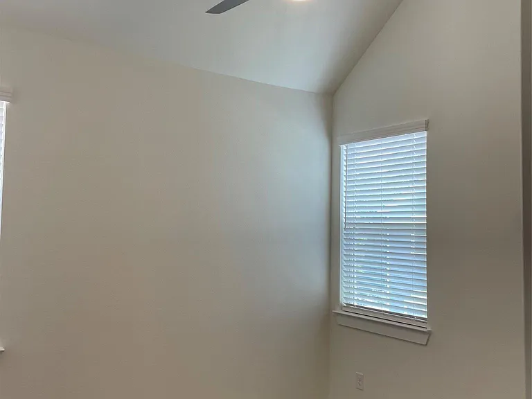 6901 Carver Ave #1 — Photo 20