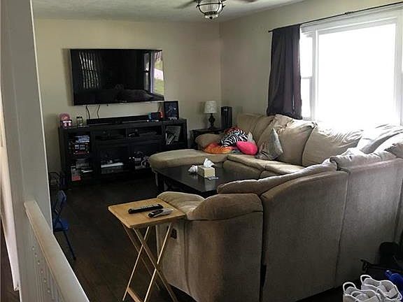 3rd image of 1508 Choctaw St