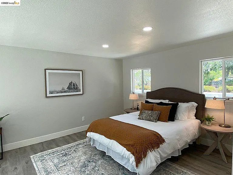 155 Taylor Blvd — Photo 9