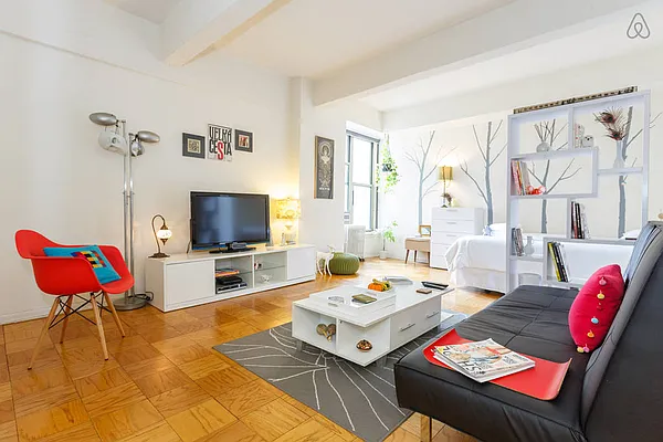 Rented by Douglas Elliman | media 12