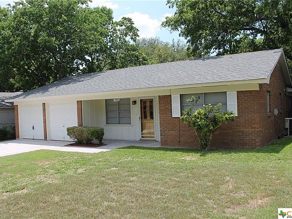 4th image of 2818 Shady Hill Dr
