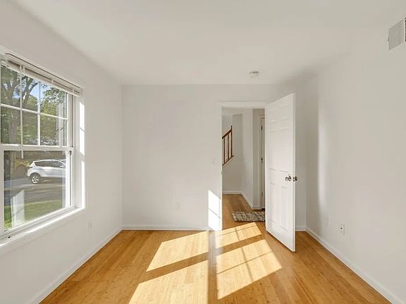 First Floor Room - Flex