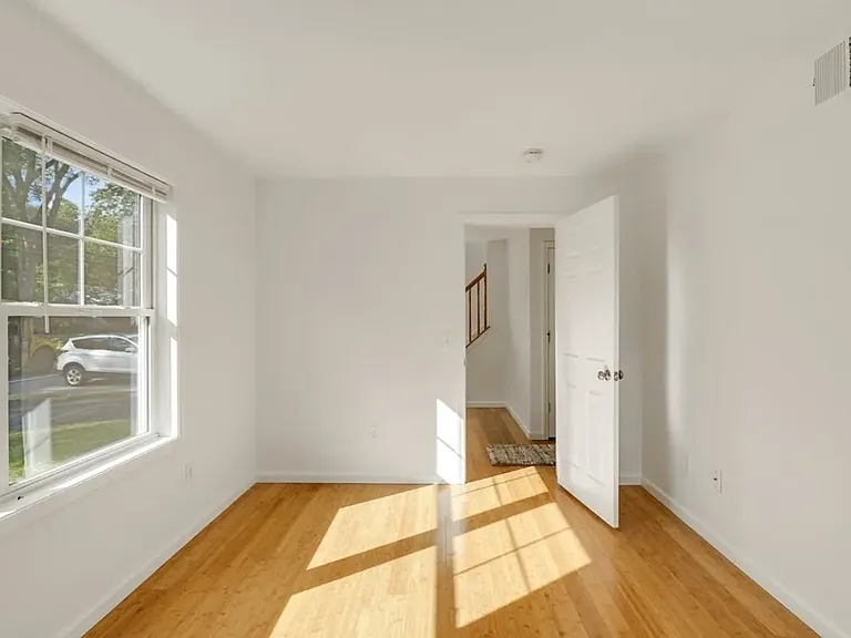 First Floor Room - Flex