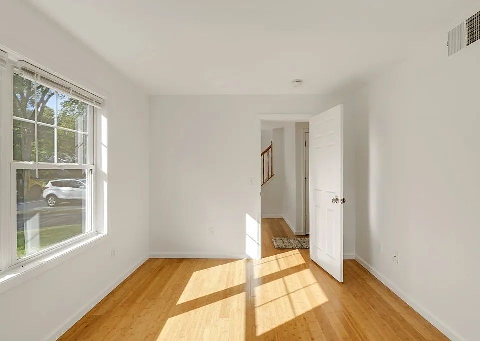 First Floor Room - Flex