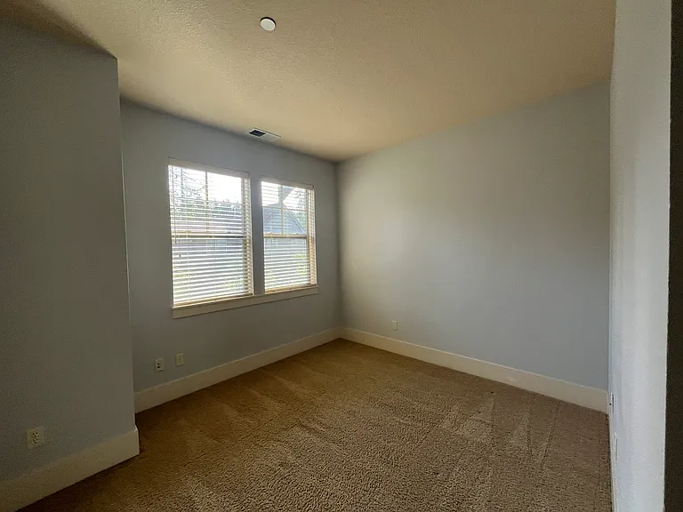 10471 SW Windwood Way — Photo 14