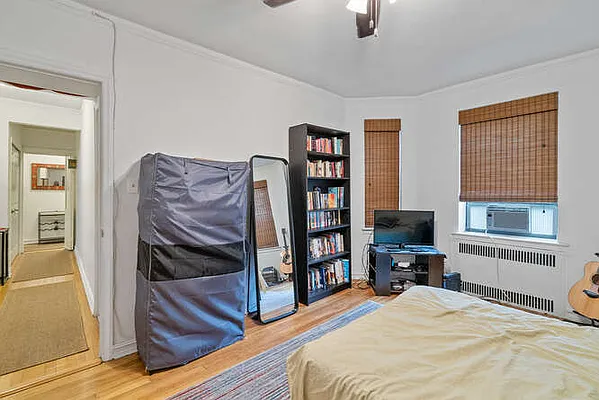 Sold by Remax City Square | media 11