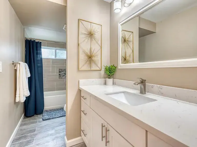 Upstairs full bathroom. Huge countertop and lot of storage for long term stays.