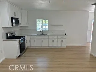 719 Circle City Dr #B — Photo 7