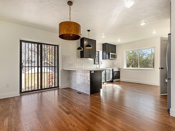 5th image of 2626 W 41st Ave