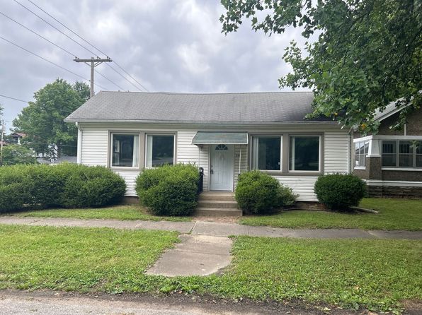 216 W High St