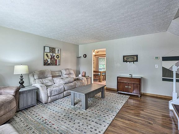 5th image of 2869 Windon Dr