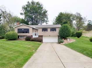 5745 Wildwood Dr, Fairview, PA 16415