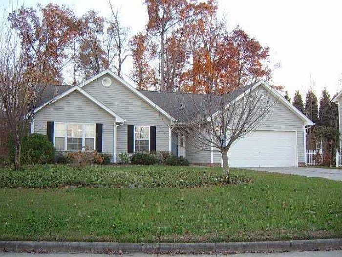 1st image of 4106 Landerwood Dr