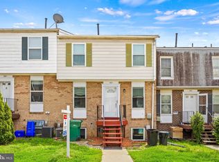565 W Diamond Ave #27, Gaithersburg, MD 20877