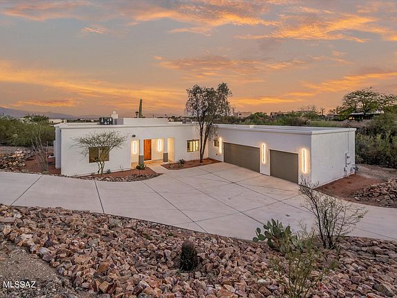 2nd image of 4670 N Paseo Del Sueno