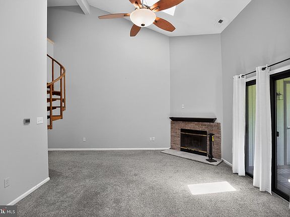 5th image of 131 Haven Ct
