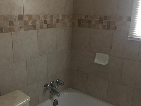 4th image of 345 E 10th St
