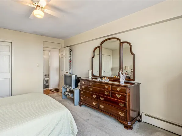 151-05 Cross Island Parkway image 12 of 20