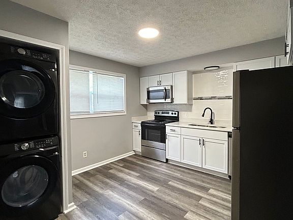 5th image of 2236 Ransdell St #Elegance3