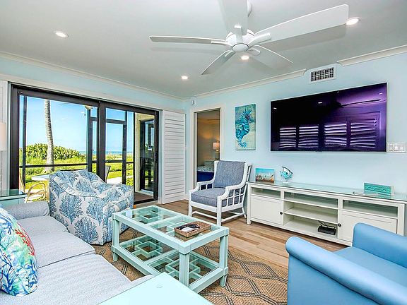 3rd image of 2230 Camino Del Mar Dr #1D1