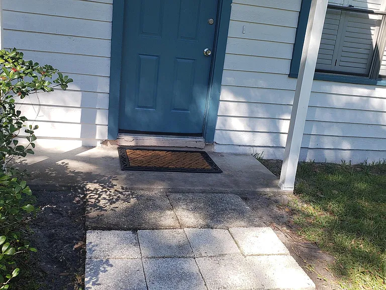 NW 36th Ave — Photo 5