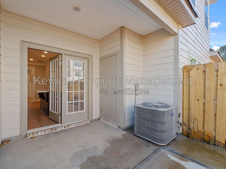 716 Bronze Way — Photo 29