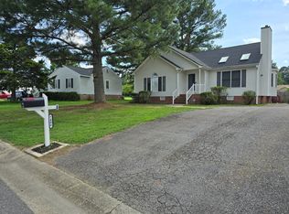 7406 Pineleaf Dr, North Chesterfield, VA 23234
