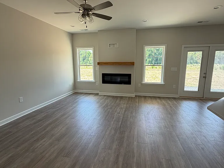 405 Creeks Edge Dr — Photo 4