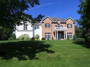 4535 Spruce Ridge Dr, Manlius, NY 13104