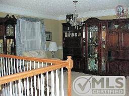 4th image of 410 Short Bluff Dr
