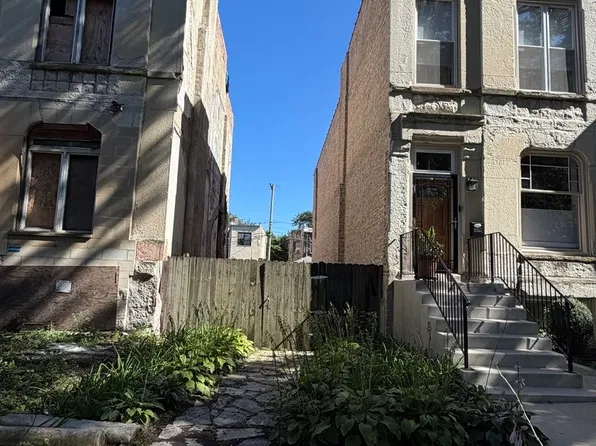 3343 S Prairie Ave, Chicago, IL 60616