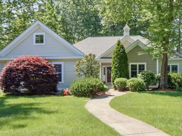 5 Sandpiper Lane, Merrimack, NH 03054