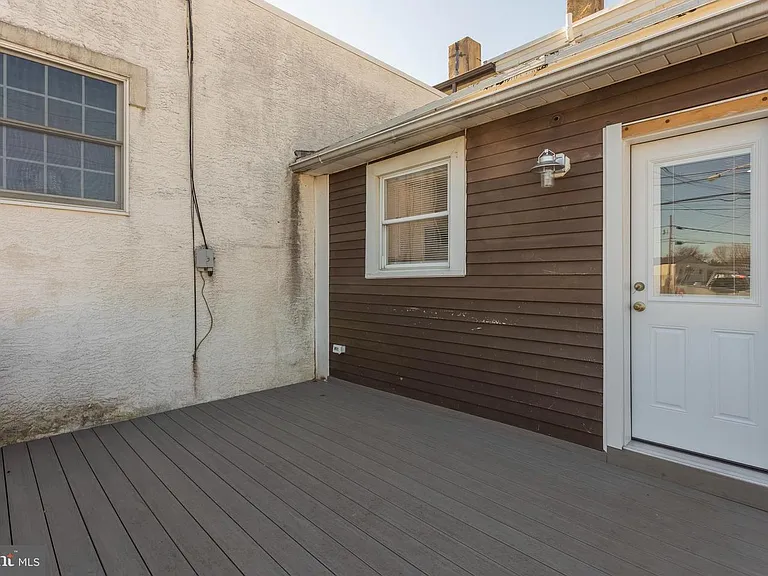 809 N Providence Rd — Photo 14