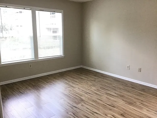 304 Trinity Ct #1 — Photo 10