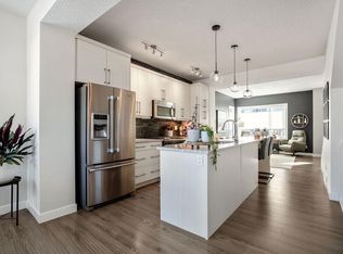 501 S River Heights Dr #703, Cochrane, AB T4C 2L3