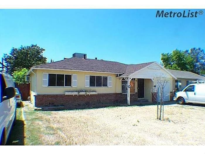 6208 Sampson Blvd photo 1
