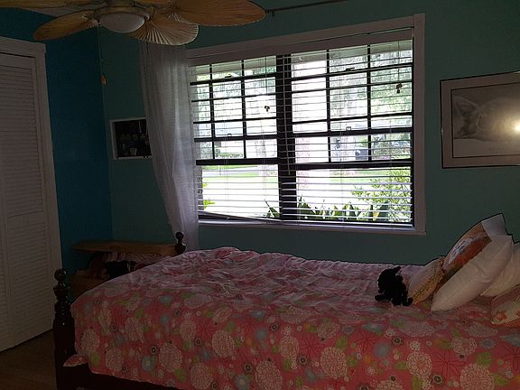 3rd image of 107 Citrus Ln